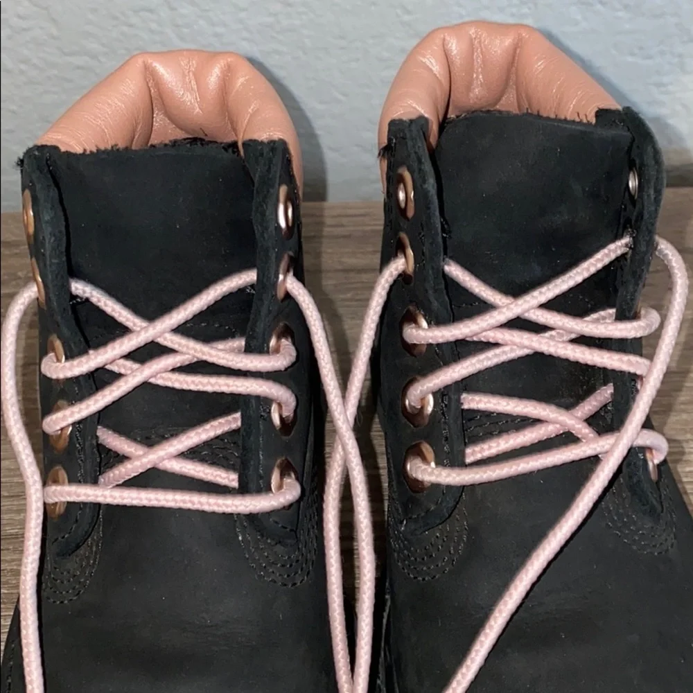 Timberland boots black with pink sz 7